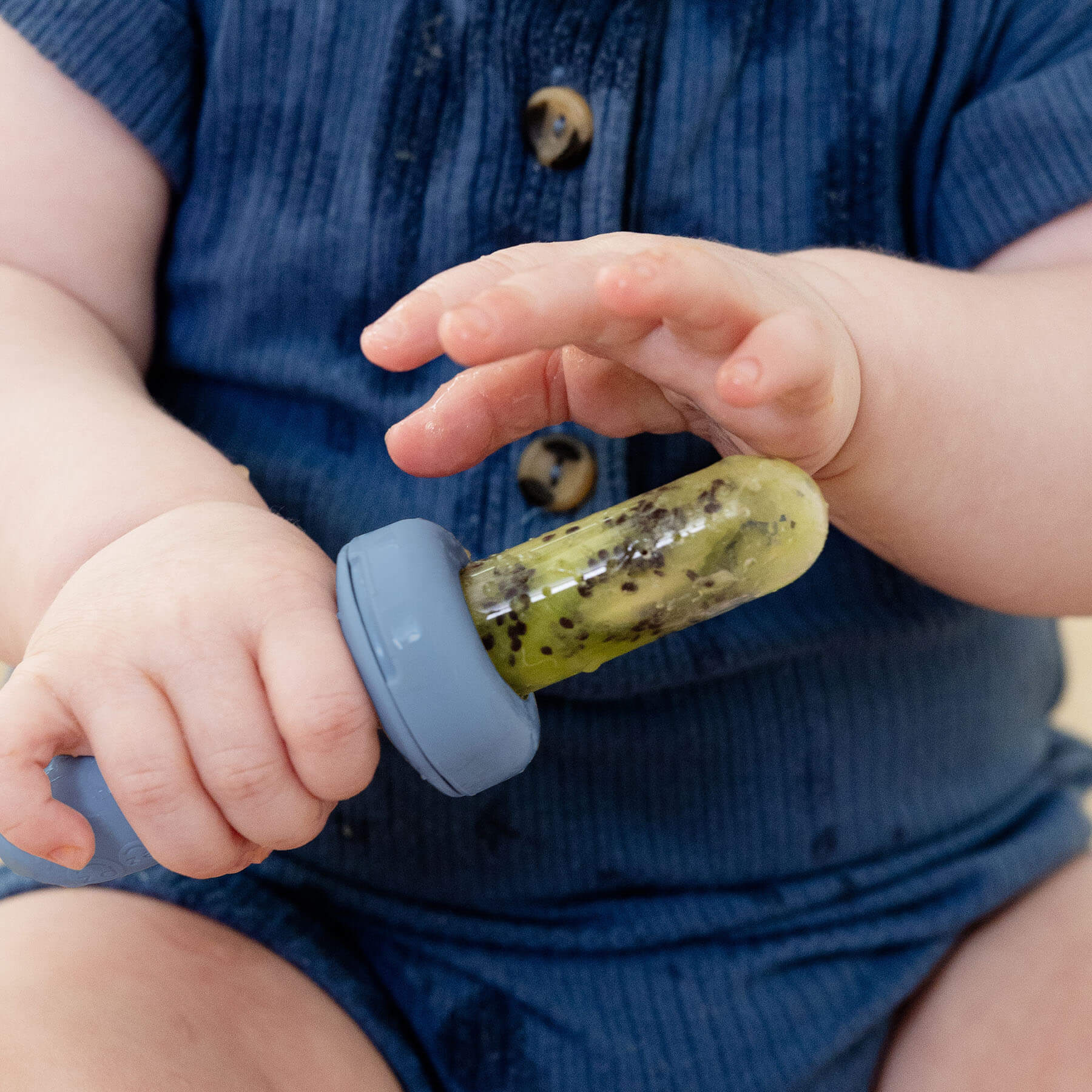 ezpz Gumline Feeder in Indigo Blue