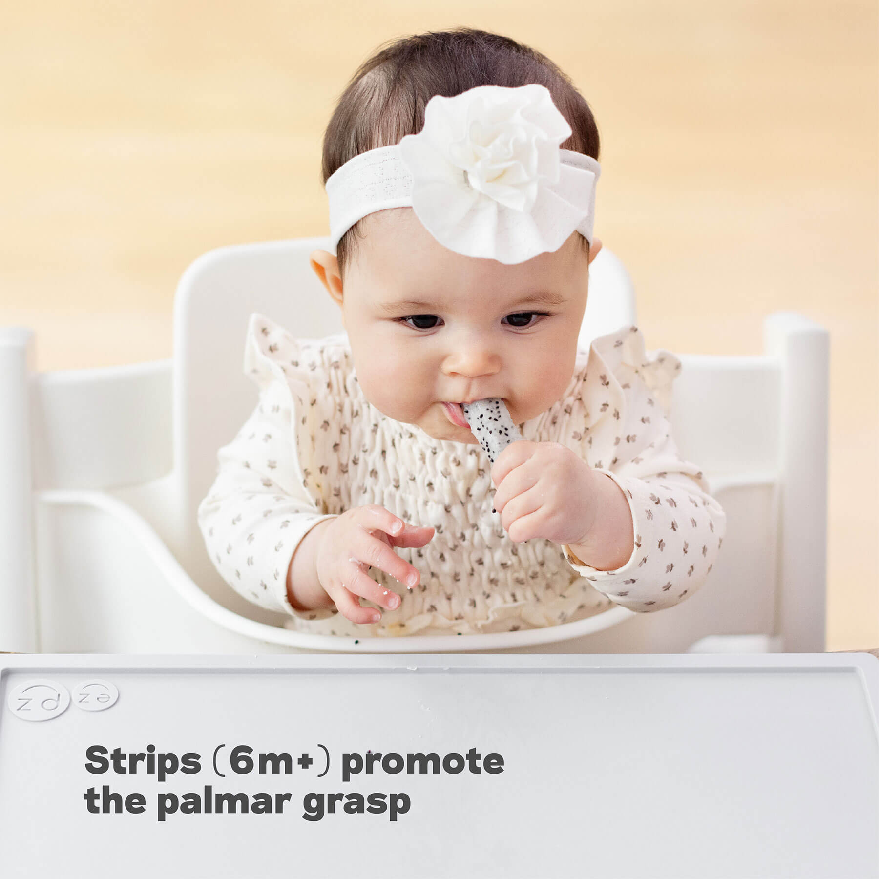 ezpz Baby-Led Weaning Food Cutters make strip shaped food to promote the palmar grasp