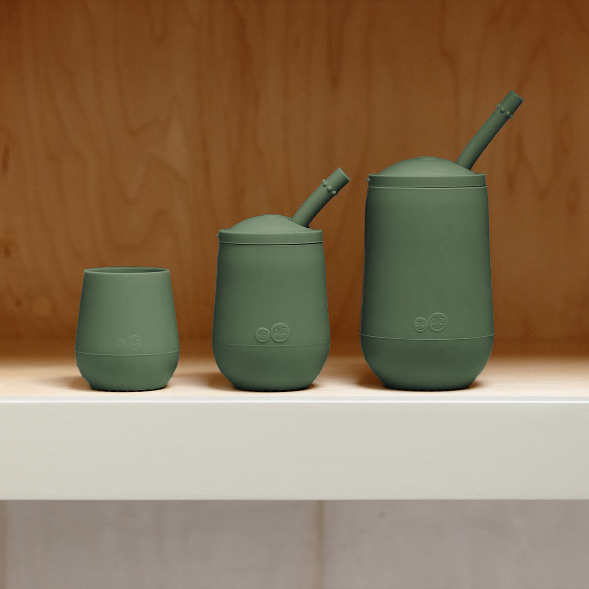 ezpz Developmental Cup Set in Olive