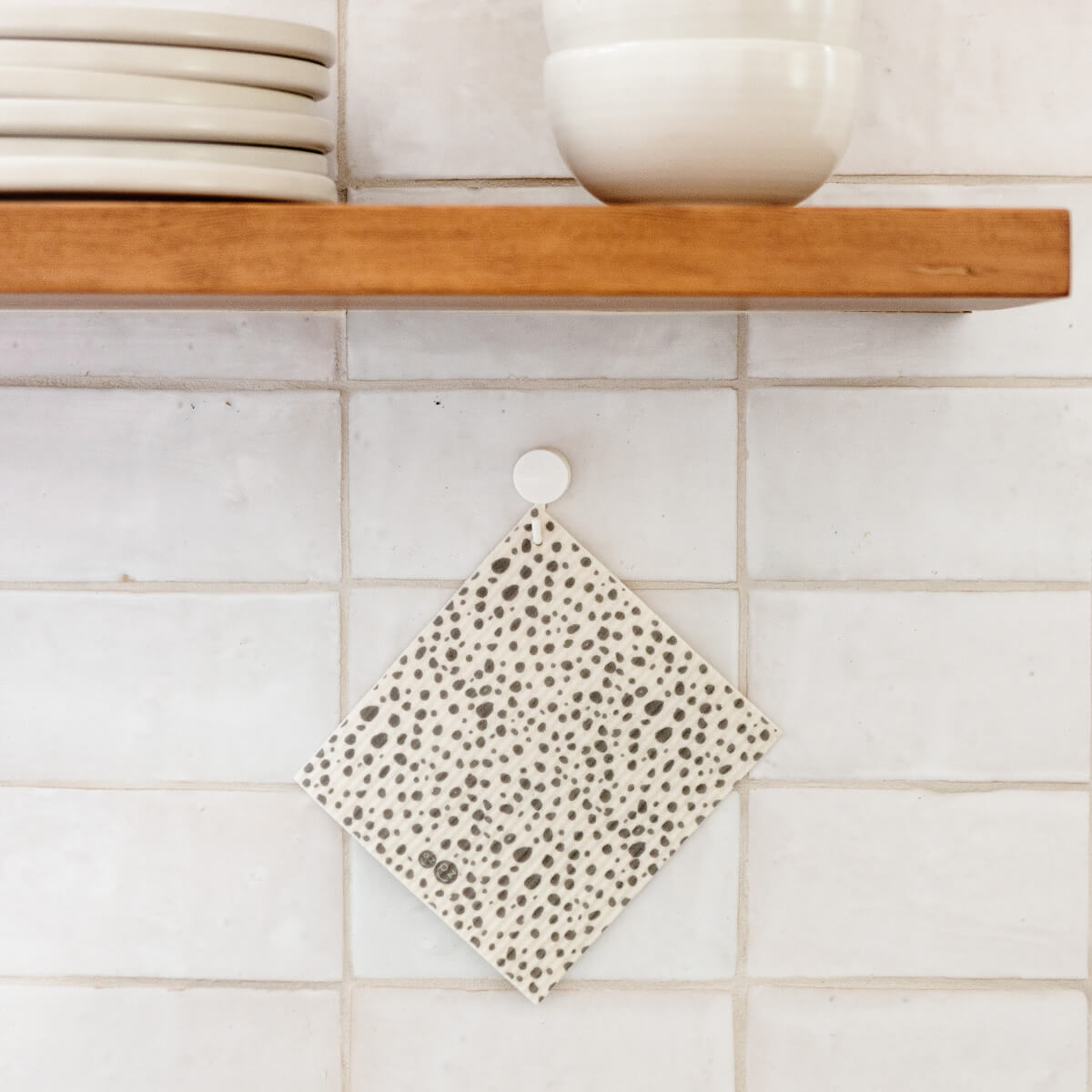 Reusable Paper Towels in Organic Dots by ezpz | Replaces Up to 15 Paper Towel Rolls