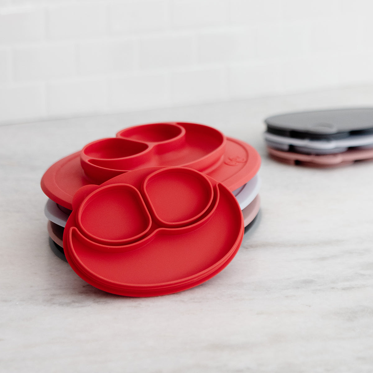 Mini Mat Lid in Coral / Storage Lids for the Mini Mat by ezpz / Silicone Lid for Toddler Plate