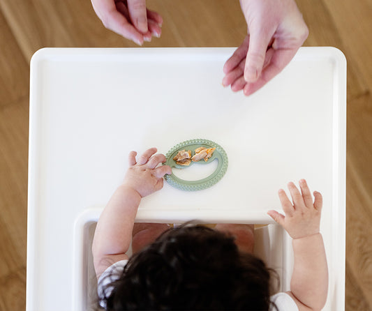 How to cut finger foods for baby-led weaning #baby #babyfood