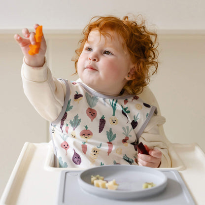 ezpz Baby-Led Weaning Festive Food Cutters to cut baby food into star and tree shapes Christmas-themed
