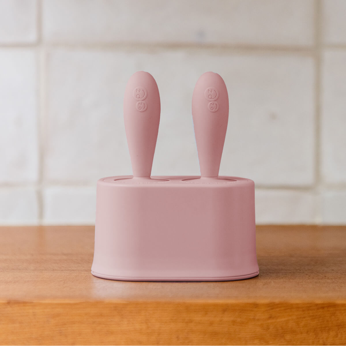 Tiny Pops in Blush Pink / Silicone Popsicle Mold for Babies, Frozen Puree & Breastmilk Popsicles